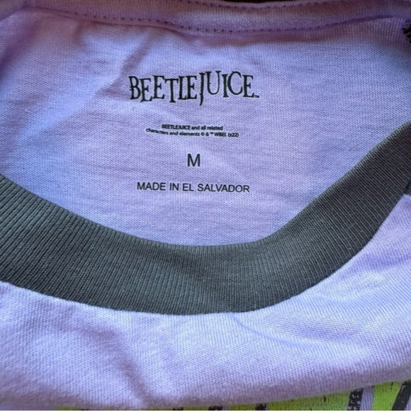 Beetlejuice “It’s Showtime” Graphic Raglan Baseball Tee - Juniors Size M - NWT - Picture 5 of 10